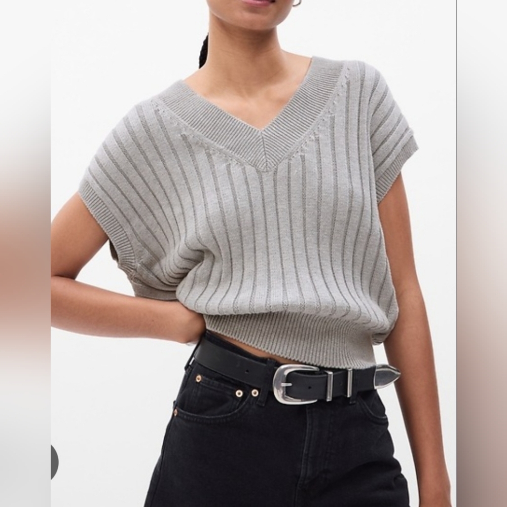 GAP 100% Cotton Dolman Rib V-Neck Sweater Vest, Heather Light Gray - Picture 4 of 14